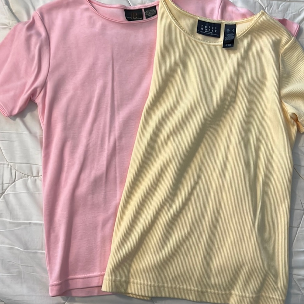 2 ladies tops.